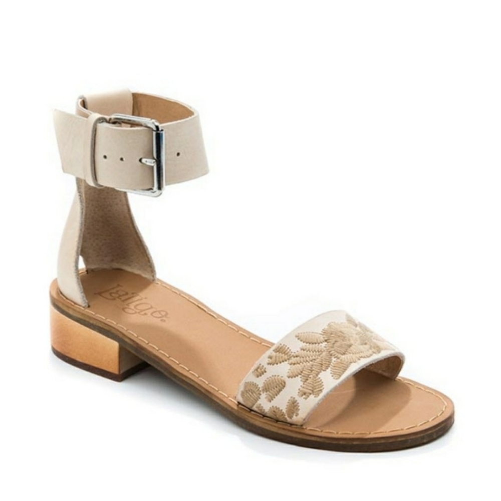 Latigo Tana Leather Sandal in Champagne